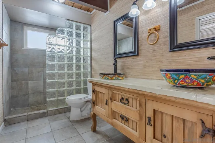 2538 Hartford St, San Diego, California 92110