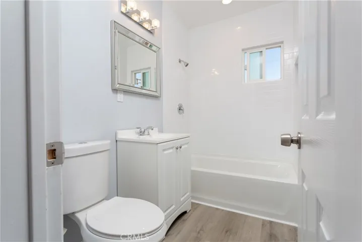 5065 Pacific Avenue, Long Beach, California 90805