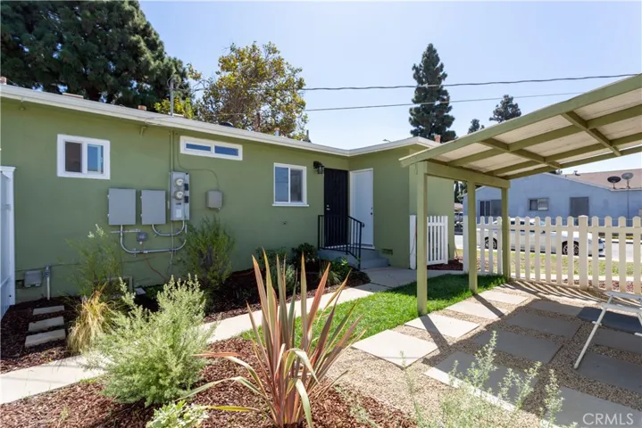 5065 Pacific Avenue, Long Beach, California 90805