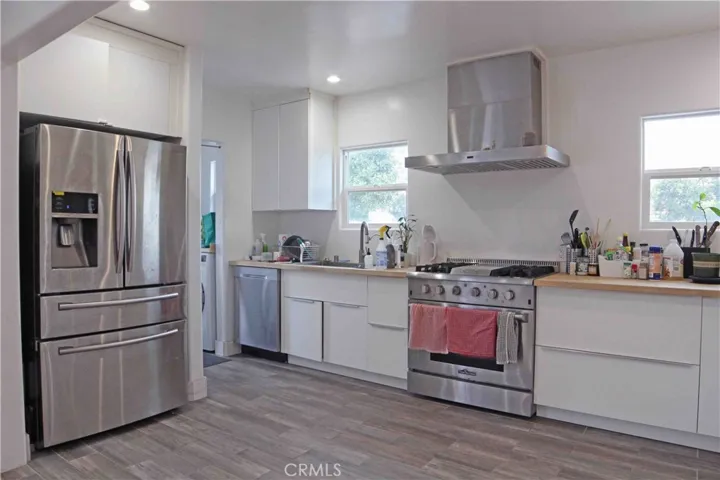 1160 W 161st Street, Gardena, California 90247
