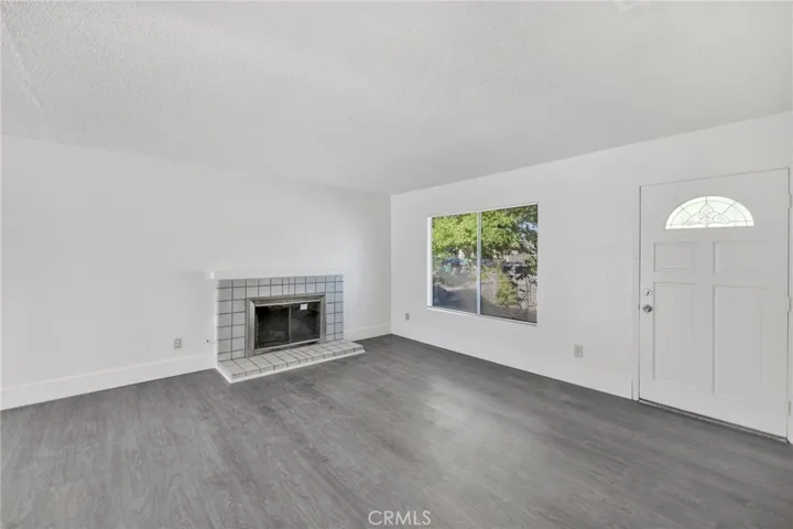 43215 Archwood Way, Lancaster, California 93536