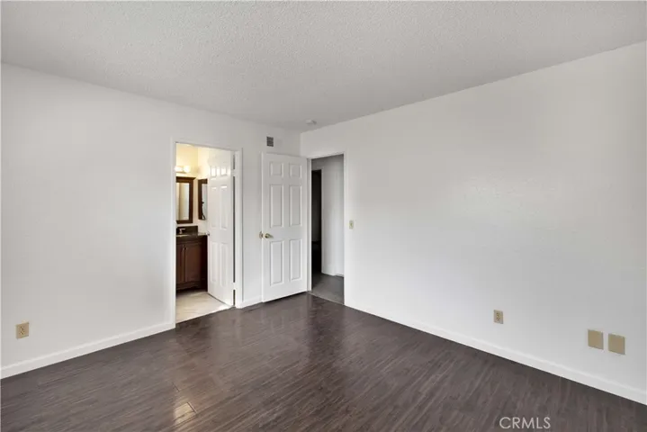 43215 Archwood Way, Lancaster, California 93536
