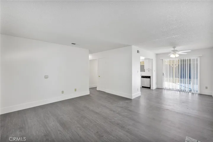 43215 Archwood Way, Lancaster, California 93536