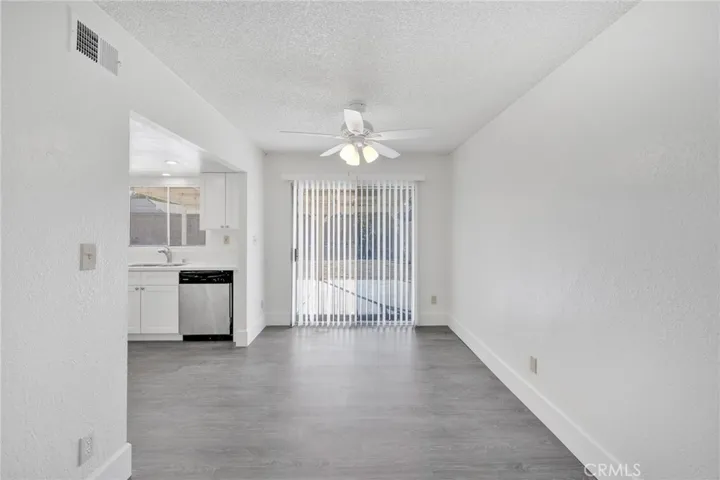 43215 Archwood Way, Lancaster, California 93536