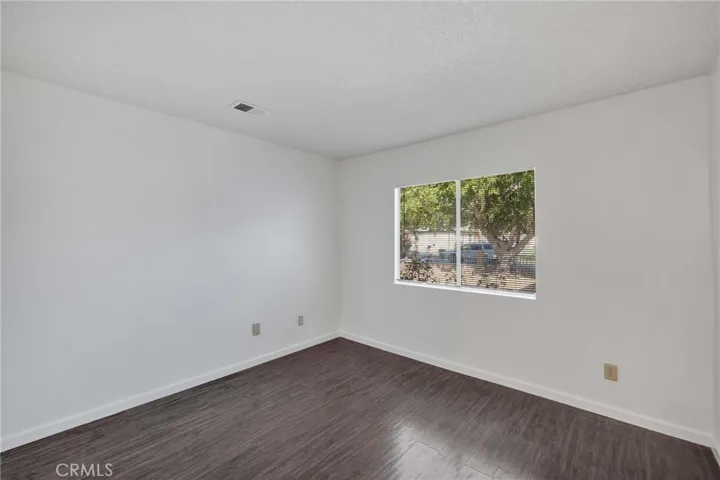 43215 Archwood Way, Lancaster, California 93536