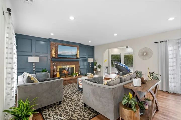 2217 Valiant Street, Glendora, California 91741