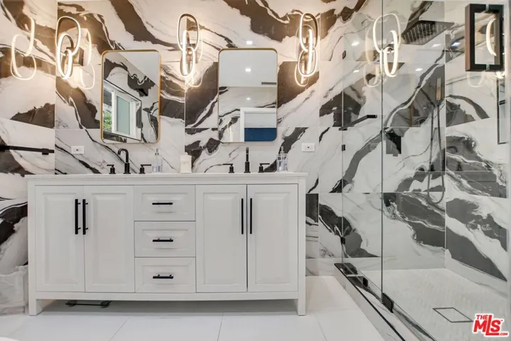 2327 Coldwater Canyon Drive, Beverly Hills, California 90210