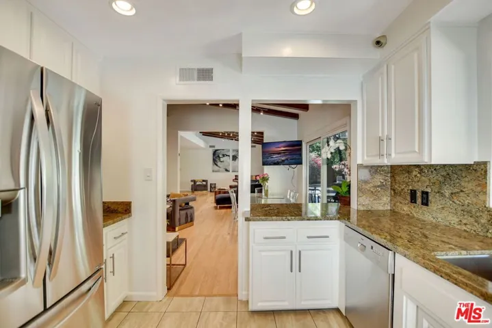 2327 Coldwater Canyon Drive, Beverly Hills, California 90210