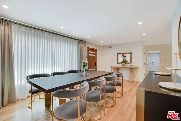 2327 Coldwater Canyon Drive, Beverly Hills, California 90210
