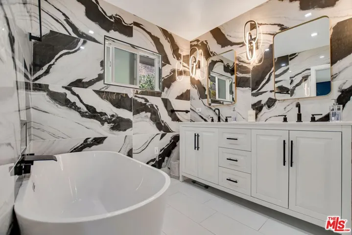 2327 Coldwater Canyon Drive, Beverly Hills, California 90210