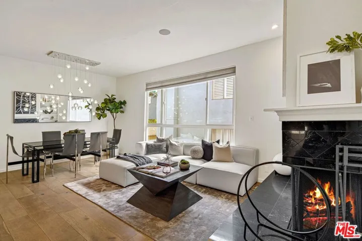 1260 N Kings Road 12, West Hollywood, California 90069