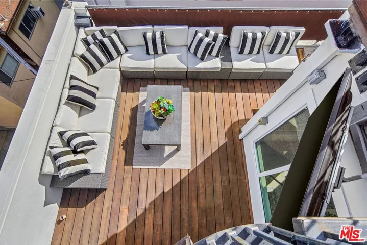 1260 N Kings Road 12, West Hollywood, California 90069