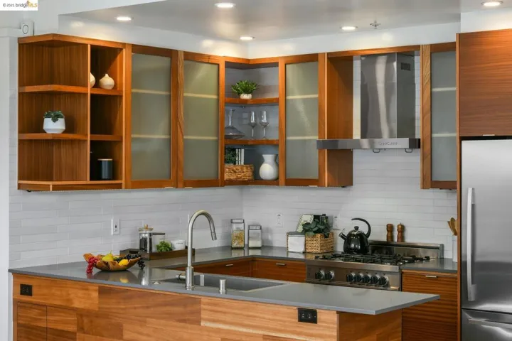 425 Clifton St 425, Oakland, California 94618