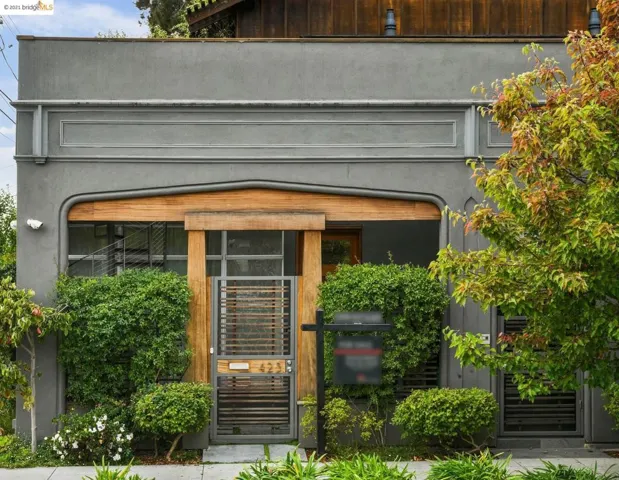 425 Clifton St 425, Oakland, California 94618