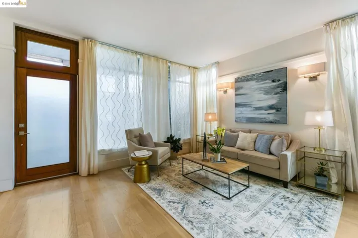 425 Clifton St 425, Oakland, California 94618