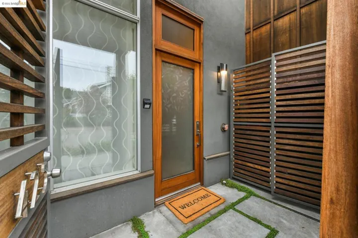 425 Clifton St 425, Oakland, California 94618