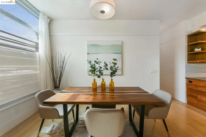 425 Clifton St 425, Oakland, California 94618