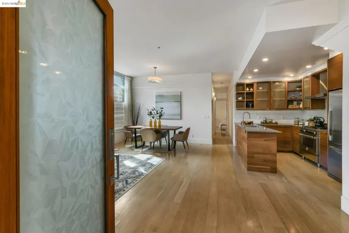 425 Clifton St 425, Oakland, California 94618