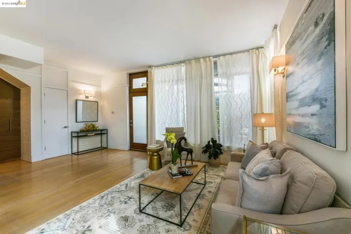 425 Clifton St 425, Oakland, California 94618