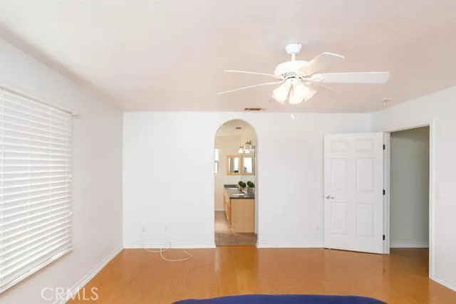18555 Temecula Avenue, Hesperia, California 92345