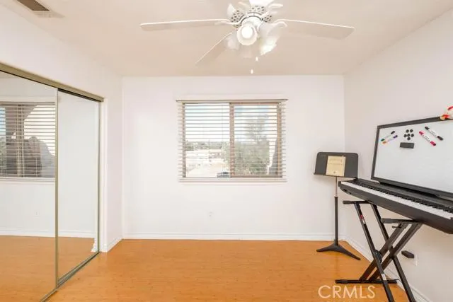 18555 Temecula Avenue, Hesperia, California 92345