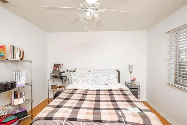 18555 Temecula Avenue, Hesperia, California 92345