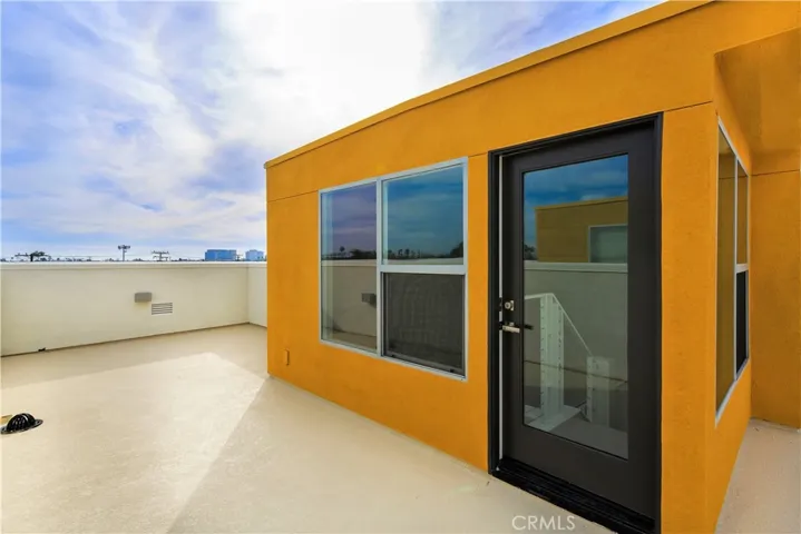 639 Channel Way, Costa Mesa, California 92627