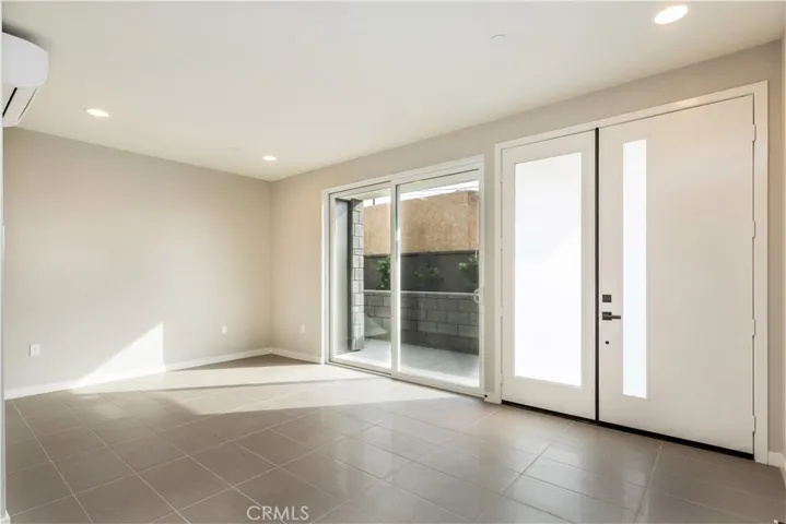 639 Channel Way, Costa Mesa, California 92627