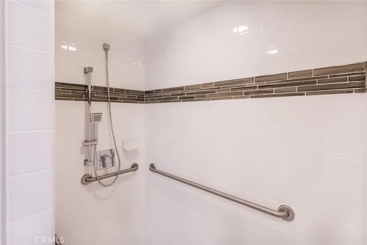 639 Channel Way, Costa Mesa, California 92627