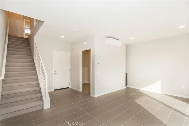 639 Channel Way, Costa Mesa, California 92627