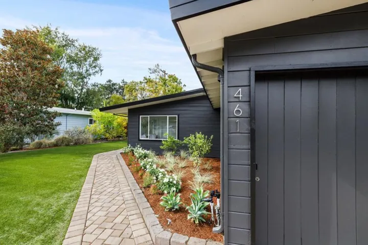 , Palo Alto, California 94306
