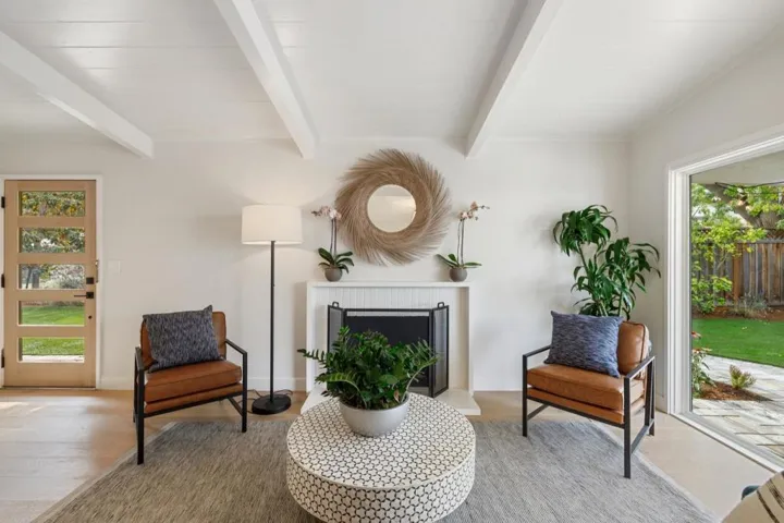 , Palo Alto, California 94306