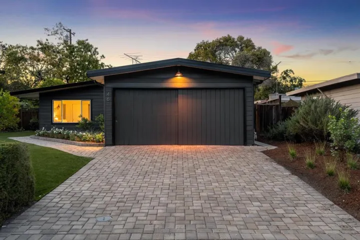 , Palo Alto, California 94306