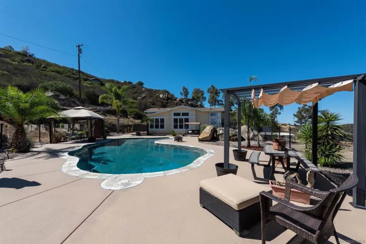 12610 Wildcat Canyon Rd, Lakeside, California 92040