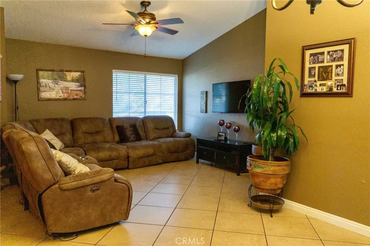 3523 W Avenue J4, Lancaster, California 93536
