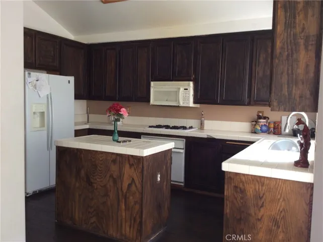 12332 Kirkwood Drive, Victorville, California 92392