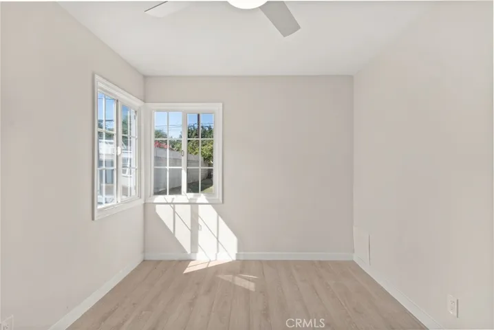 2471 Caspian Avenue, Long Beach, California 90810