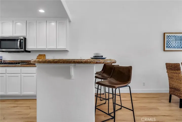 138 S Broadway, Redondo Beach, California 90277