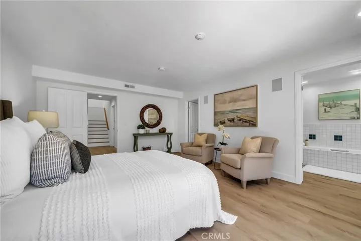 138 S Broadway, Redondo Beach, California 90277