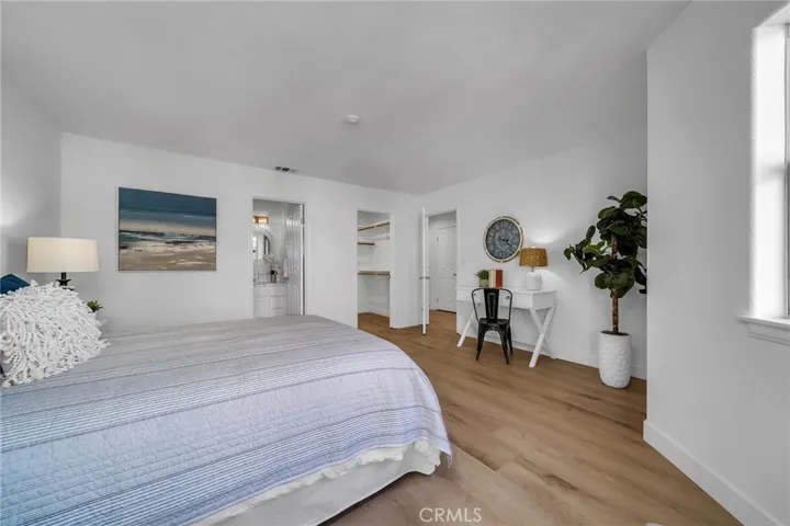 138 S Broadway, Redondo Beach, California 90277