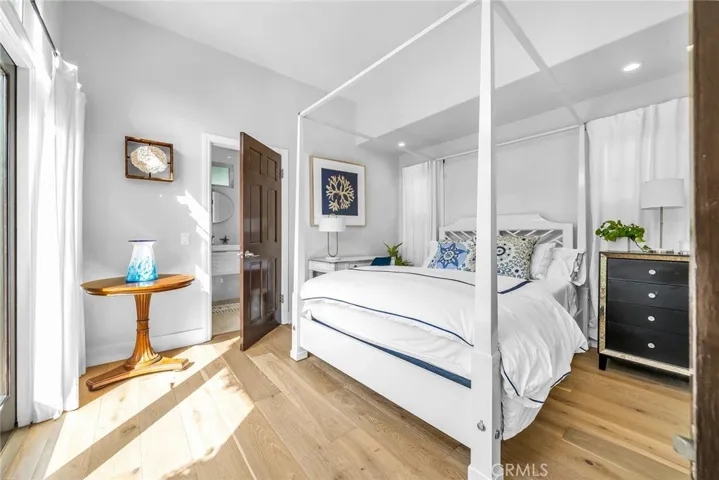 1561 Nelson Avenue, Manhattan Beach, California 90266