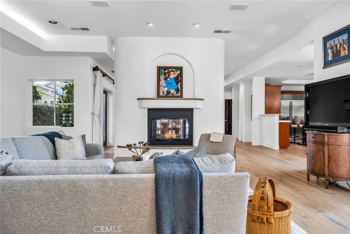 1561 Nelson Avenue, Manhattan Beach, California 90266