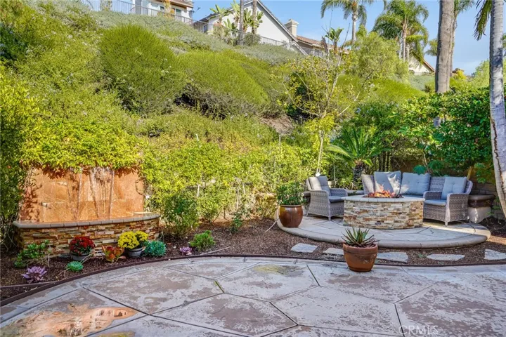 27836 Country Lane Road, Laguna Niguel, California 92677