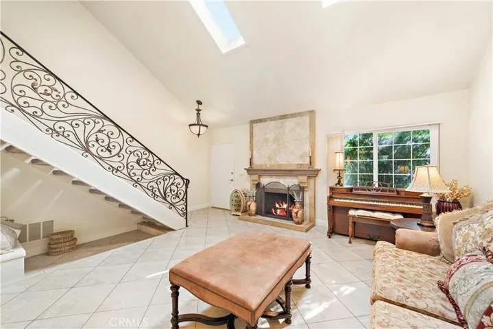7 Leda, Irvine, California 92604