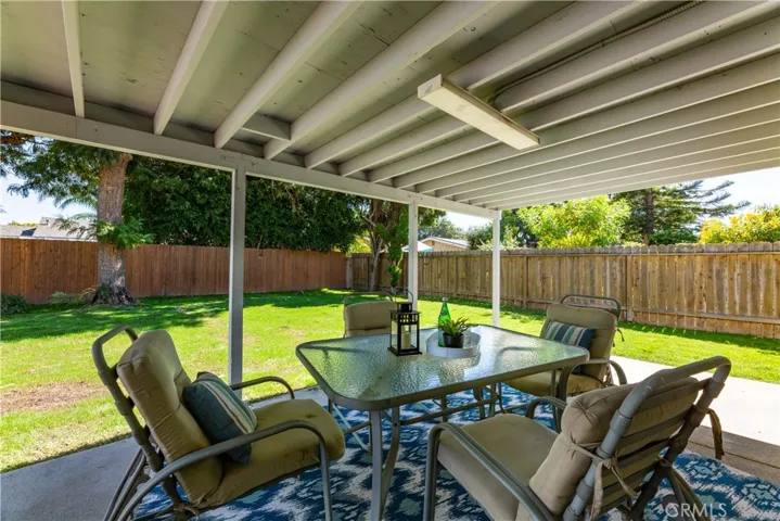 2170 Radnor Avenue, Long Beach, California 90815