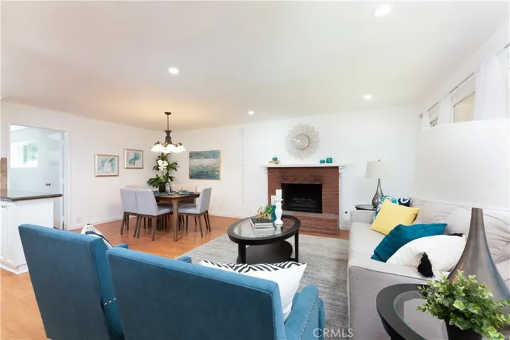 2170 Radnor Avenue, Long Beach, California 90815