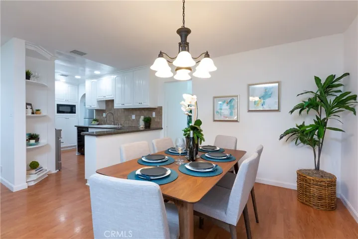 2170 Radnor Avenue, Long Beach, California 90815