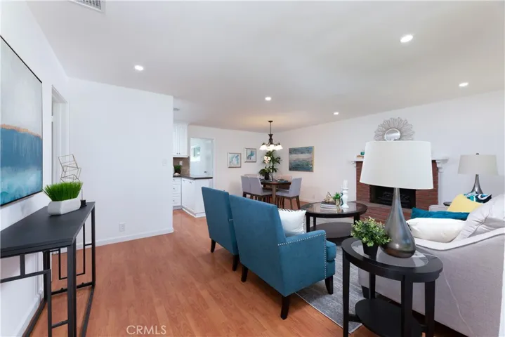 2170 Radnor Avenue, Long Beach, California 90815