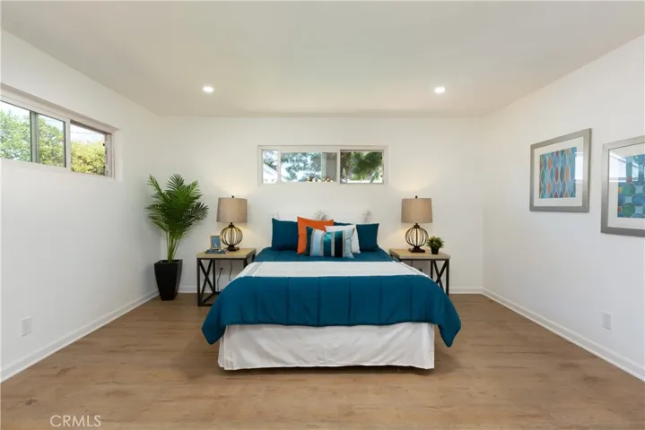 2170 Radnor Avenue, Long Beach, California 90815