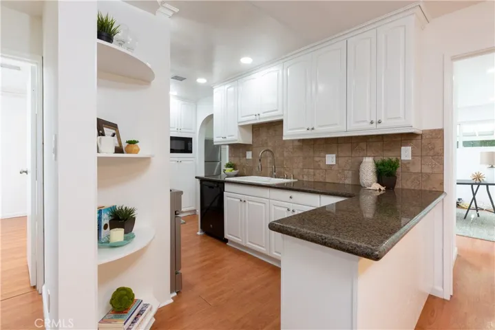 2170 Radnor Avenue, Long Beach, California 90815